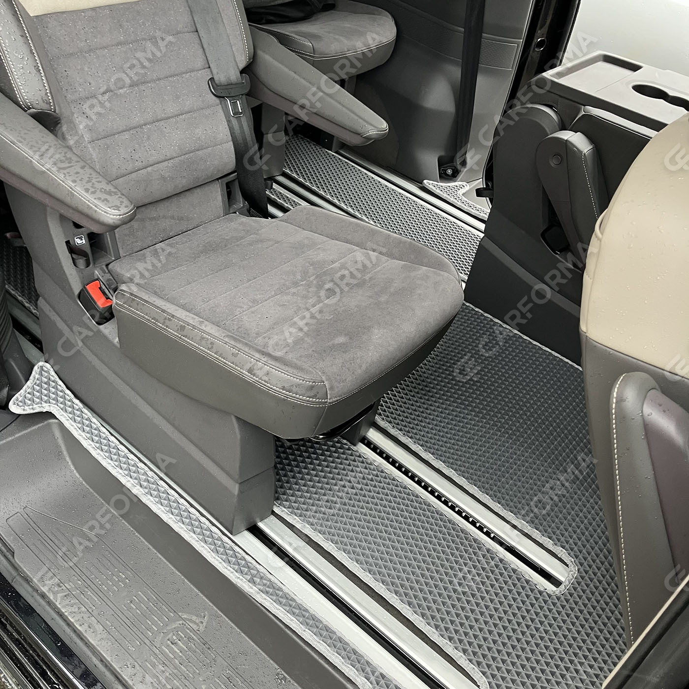 Коврики на Volkswagen Multivan (T7) 2021&nbsp;-&nbsp;2026 в Шахтах