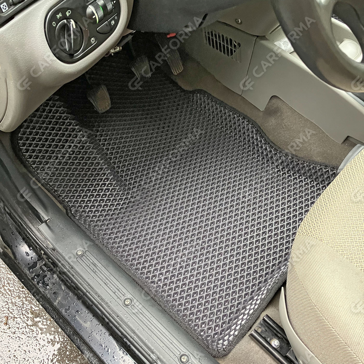 Коврики на Lada (ВАЗ) Kalina 2004&nbsp;-&nbsp;2018 в Шахтах