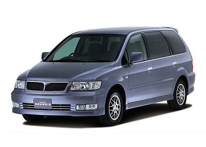 Коврики на Mitsubishi Chariot Grandis 1997 - 2003 в Шахтах