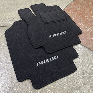 Ворсовые коврики на Honda Freed Spike 2010 - 2016 в Шахтах Ворсовые коврики на Honda Freed Spike 2010 - 2016 в Шахтах