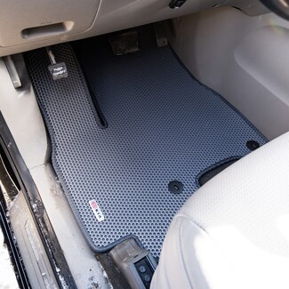 Ворсовые коврики на KIA Carnival III 9 мест и 11 мест 2014 - 2021 в Шахтах Ворсовые коврики на KIA Carnival III 9 мест и 11 мест 2014 - 2021 в Шахтах