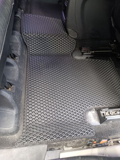 Ворсовые коврики на Jeep Grand Cherokee (WK2) 2010 - 2022 в Шахтах Ворсовые коврики на Jeep Grand Cherokee (WK2) 2010 - 2022 в Шахтах