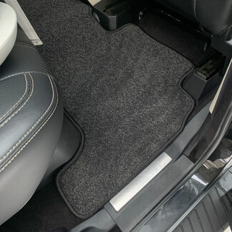 Ворсовые коврики на Land Rover Range Rover Sport I 2005 - 2013 в Шахтах Ворсовые коврики на Land Rover Range Rover Sport I 2005 - 2013 в Шахтах