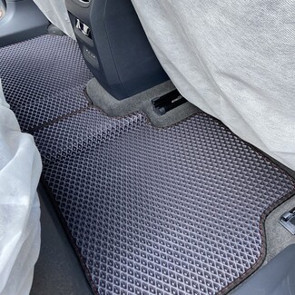Ворсовые коврики на Audi Q4 e-tron 2021 - 2026 в Шахтах Ворсовые коврики на Audi Q4 e-tron 2021 - 2026 в Шахтах