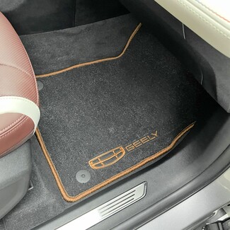 Ворсовые коврики на Geely Monjaro Гибрид 2022&nbsp;-&nbsp;2026 в Шахтах
