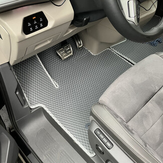 Коврики на Volkswagen Multivan (T7) 2021&nbsp;-&nbsp;2026 в Шахтах