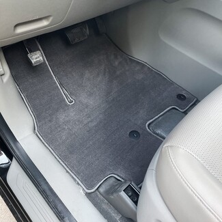 Ворсовые коврики на KIA Carnival III 9 мест и 11 мест 2014 - 2021 в Шахтах Ворсовые коврики на KIA Carnival III 9 мест и 11 мест 2014 - 2021 в Шахтах