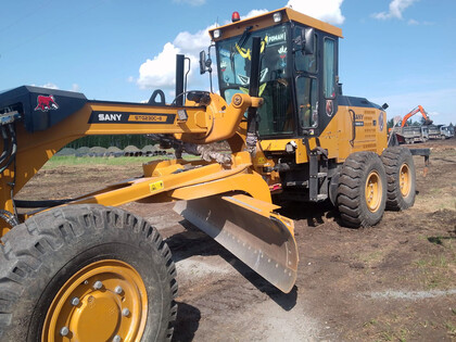 Коврики на Спецтехника Автогрейдер SANY STG230C 8 AWD  в Шахтах