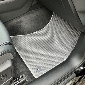 Ворсовые коврики на Audi Q5 III 2024 - 2026 в Шахтах Ворсовые коврики на Audi Q5 III 2024 - 2026 в Шахтах