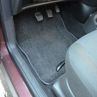 Ворсовые коврики на Ford Focus I 1998&nbsp;-&nbsp;2005 в Шахтах