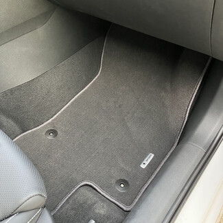 Ворсовые коврики на Skoda Superb III 2015&nbsp;-&nbsp;2026 в Шахтах