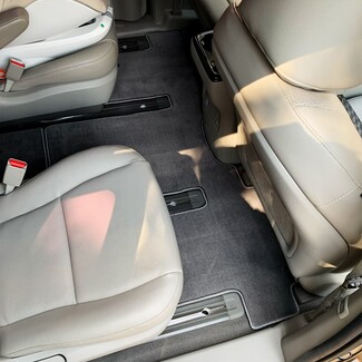 Ворсовые коврики на KIA Carnival III 9 мест и 11 мест 2014 - 2021 в Шахтах Ворсовые коврики на KIA Carnival III 9 мест и 11 мест 2014 - 2021 в Шахтах